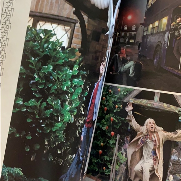 Harry Potter Colouring Book - Picture 3 of 4